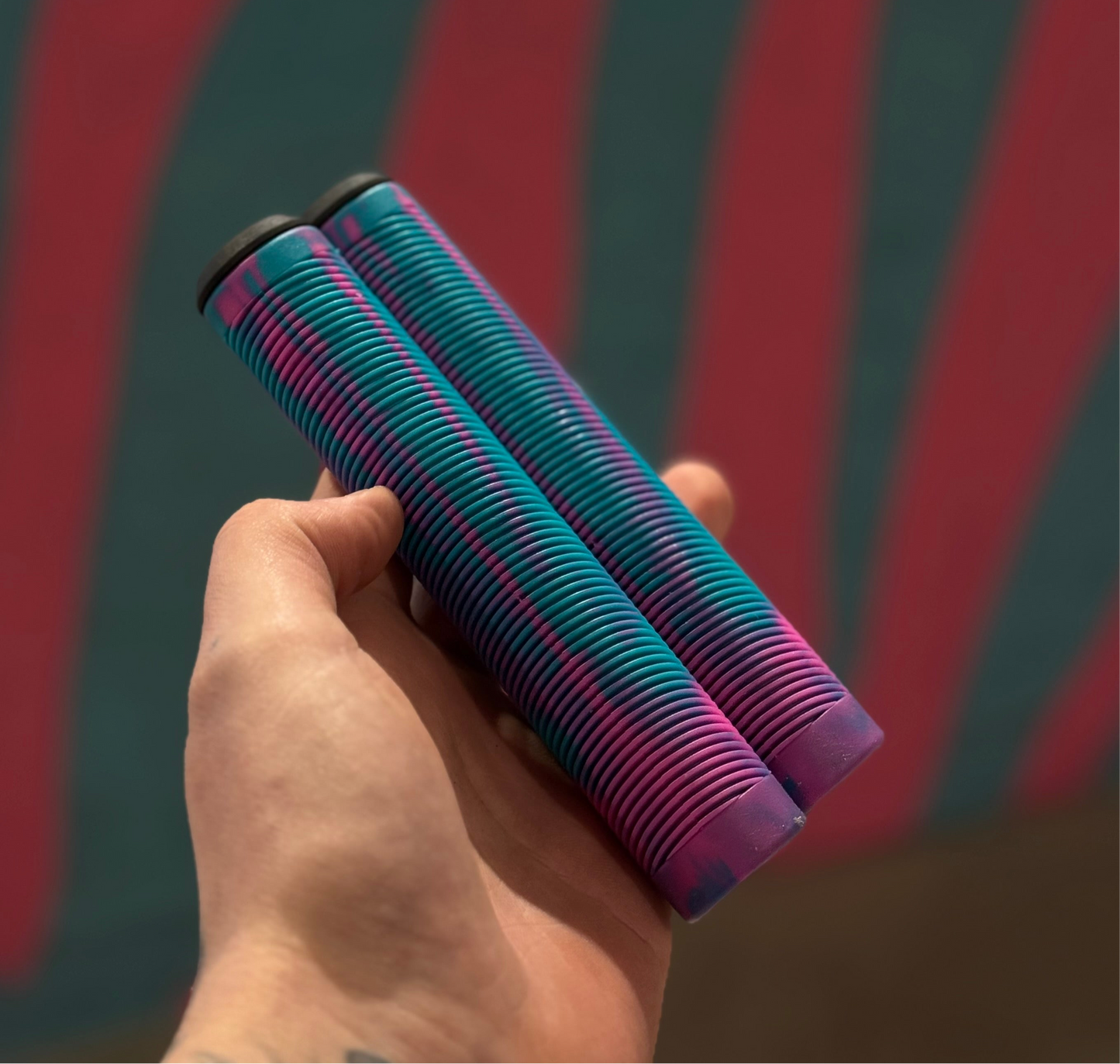 1 Pair of Grips (Pink & Blue)