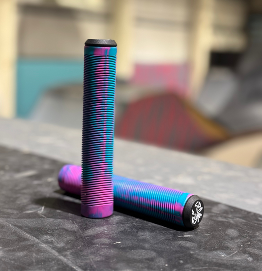 1 Pair of Grips (Pink & Blue)